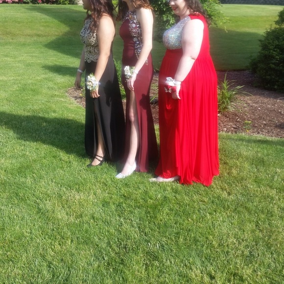 Maroon Prom Dress - Picture 5 of 5